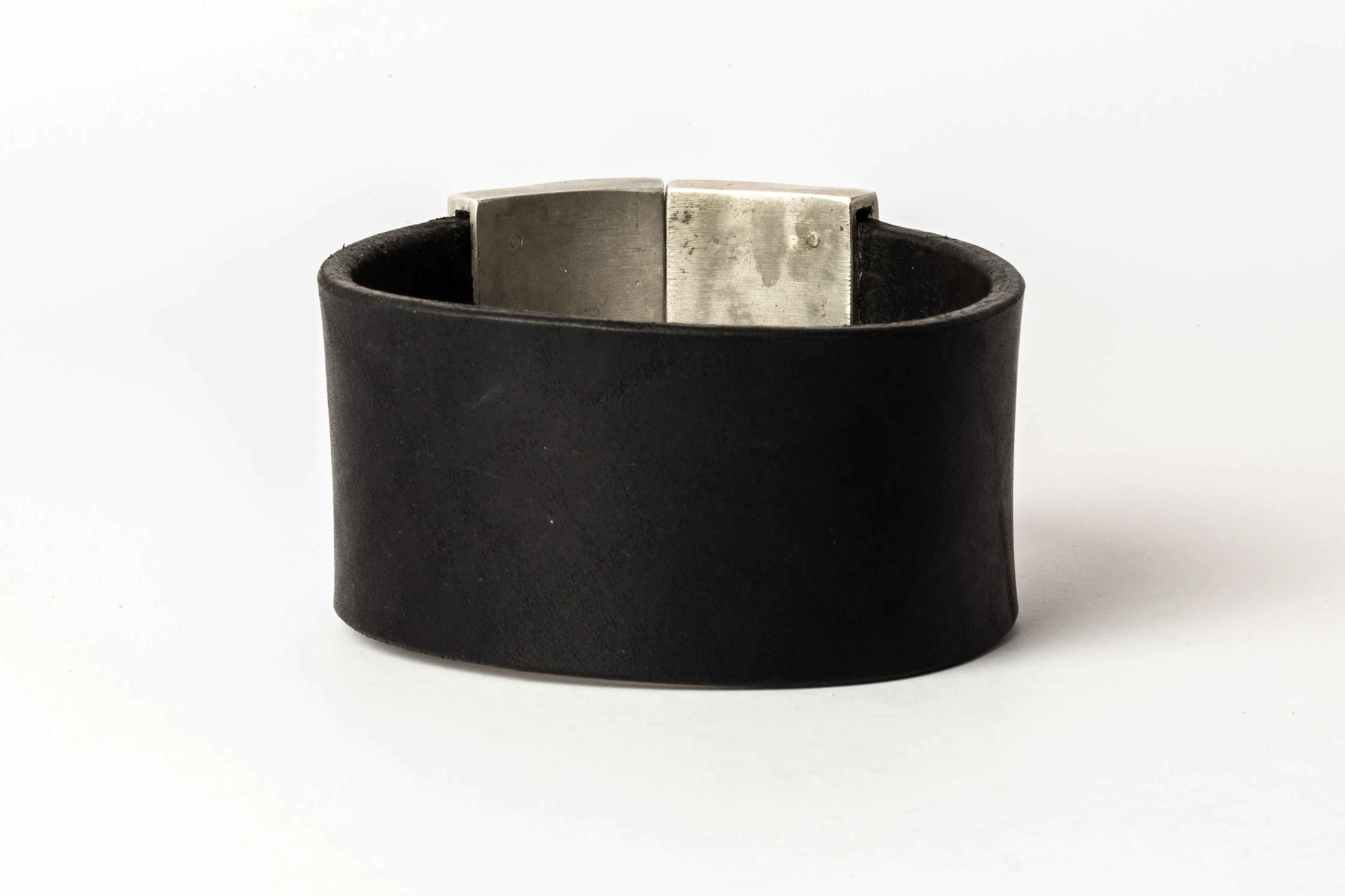 Box Lock Bracelet (Facet, Wide, BLK AS)