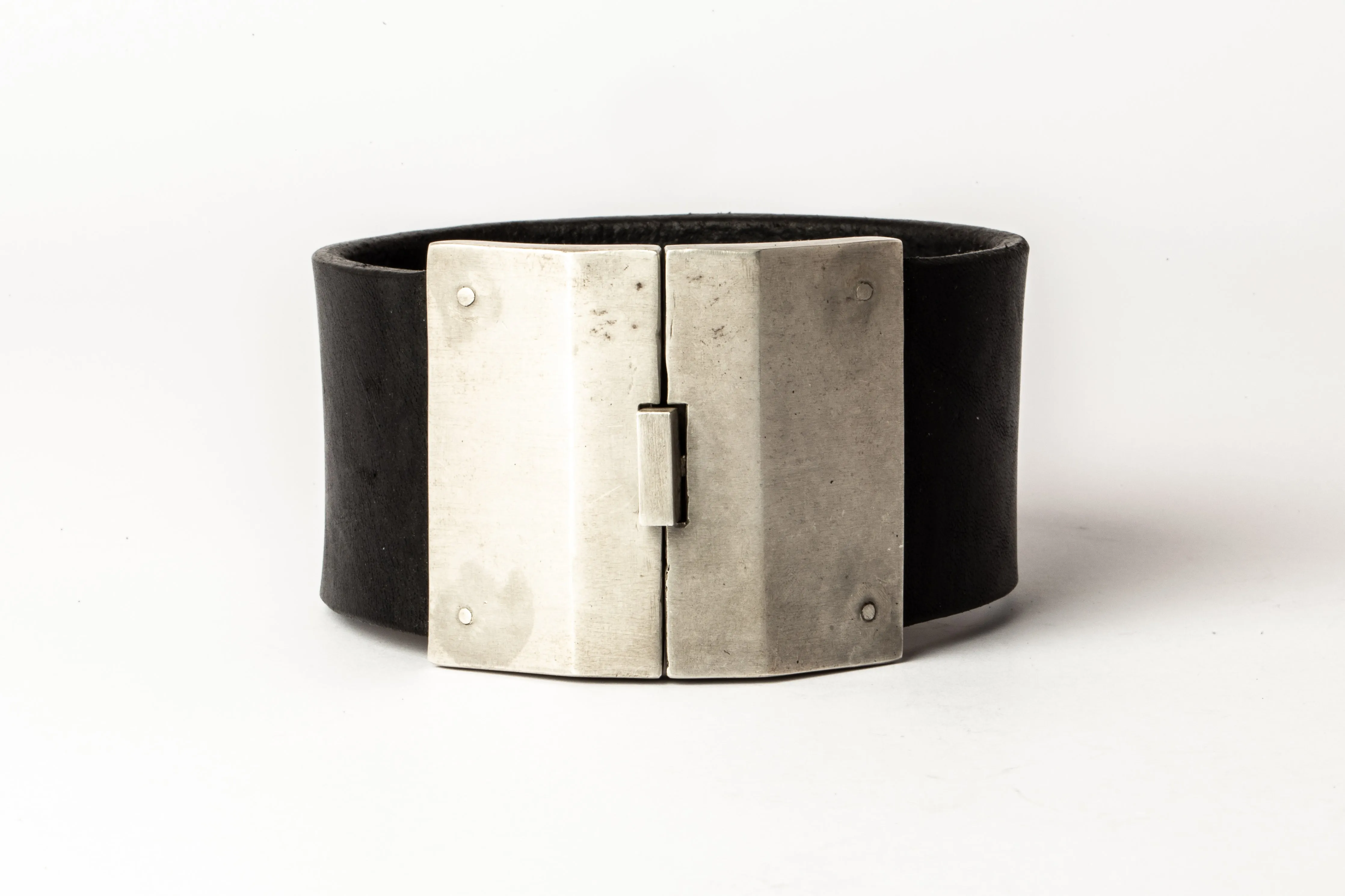 Box Lock Bracelet (Facet, Wide, BLK AS)