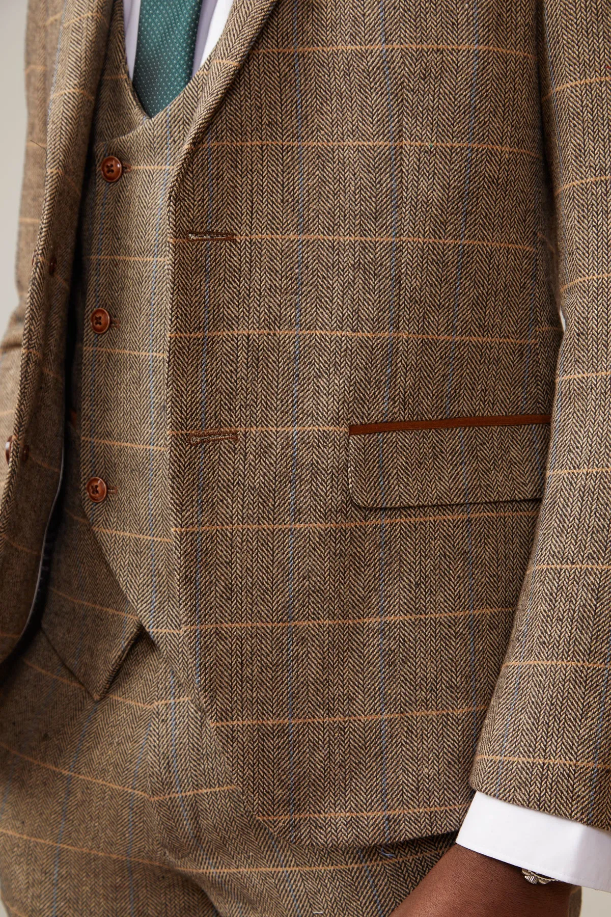 DX7 - Tan Tweed Check Three Piece Suit With Double Breasted Waistcoat