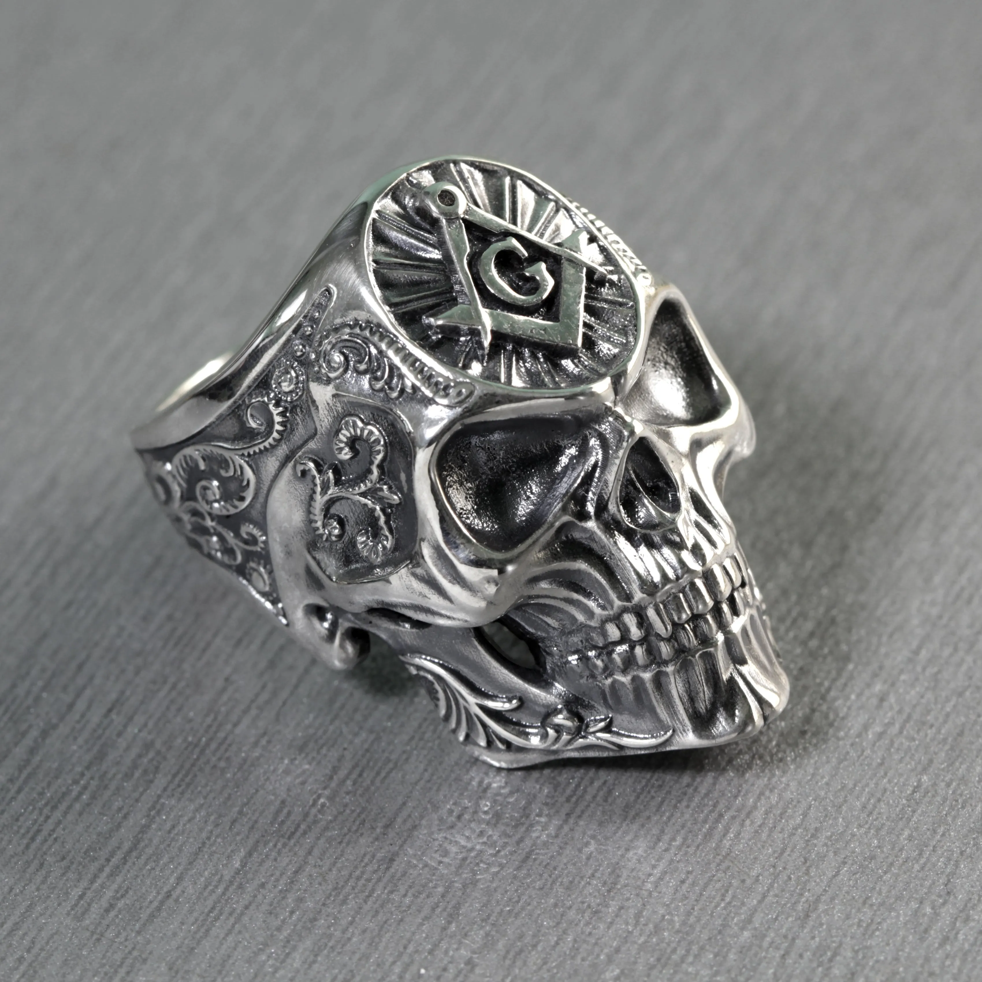 Masonic Skull Unisex Ring Silver 925 Great G Square and Compass