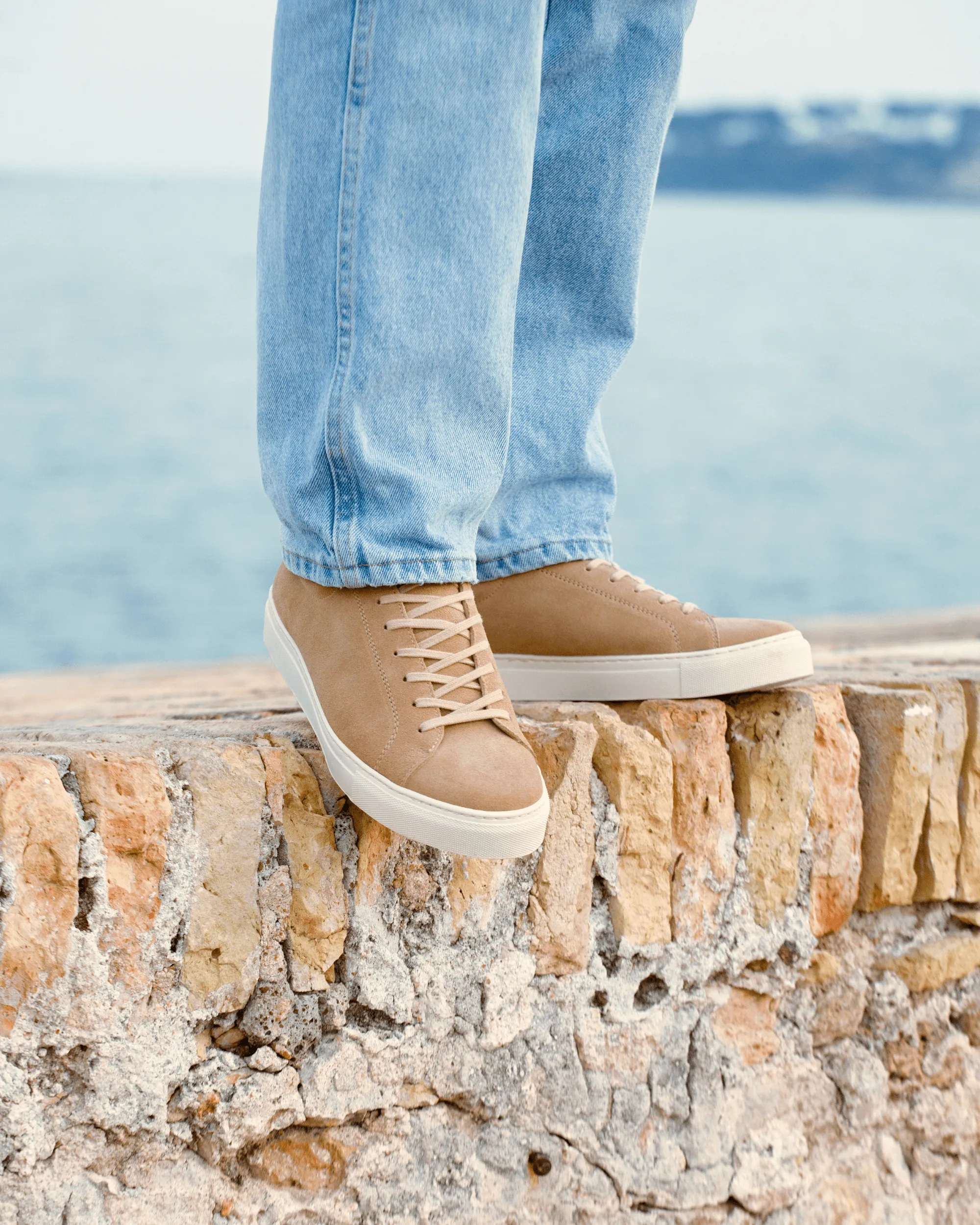 Oaxen – Beige Suede