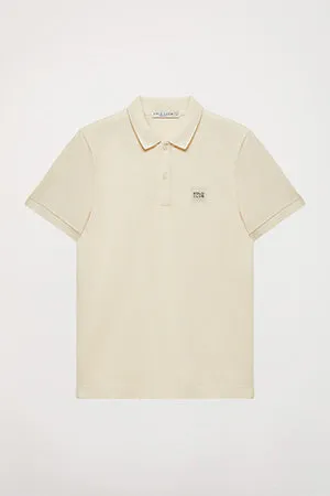 Polo orgánico de manga corta beige Neutrals con logo