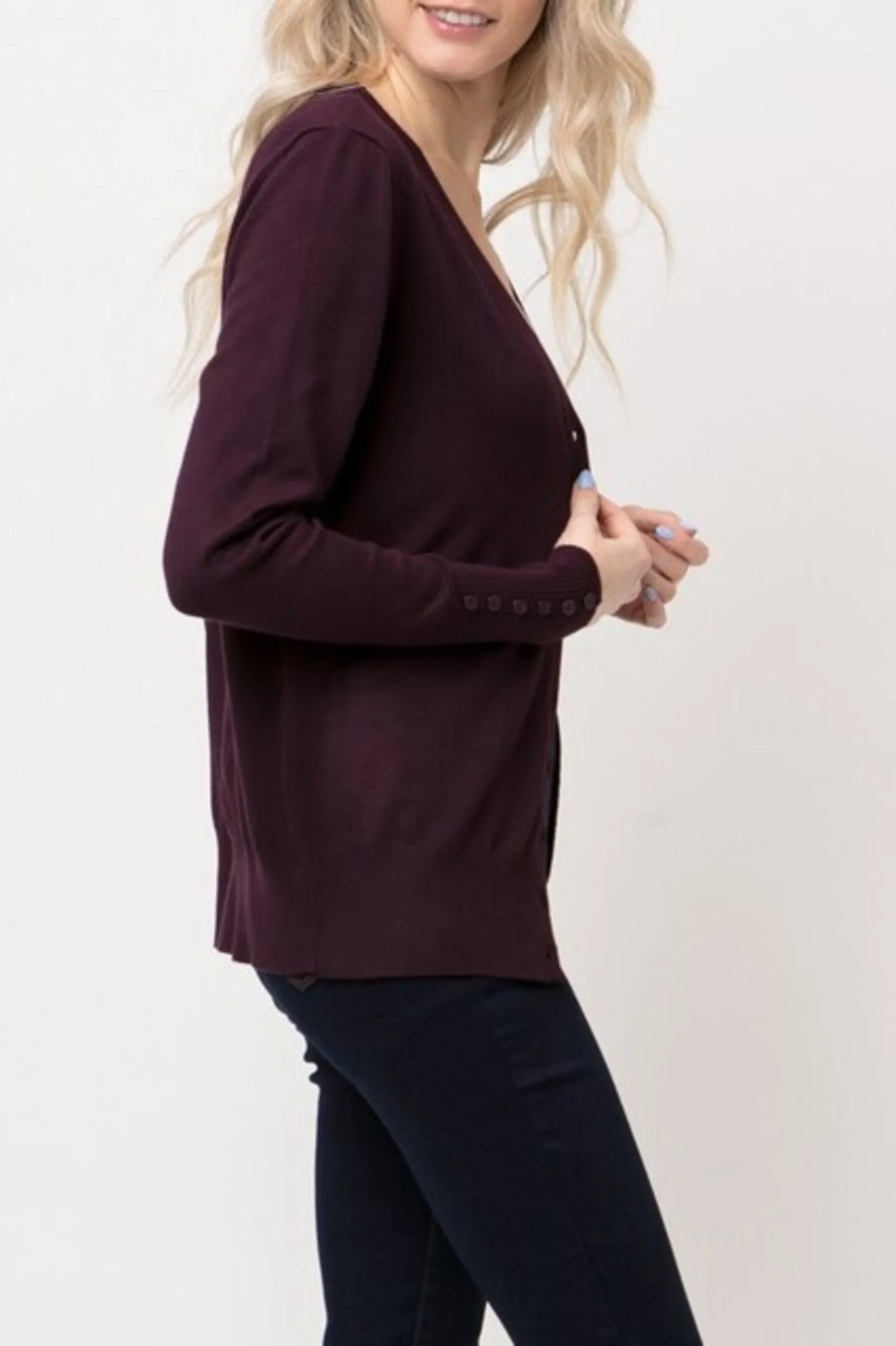 Women's Long sleeve button down V-neck cardigan